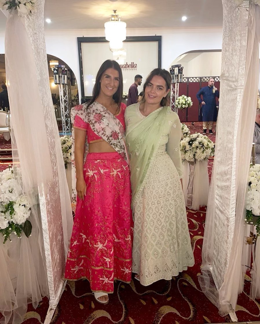 Customer wearing a Chari outfit